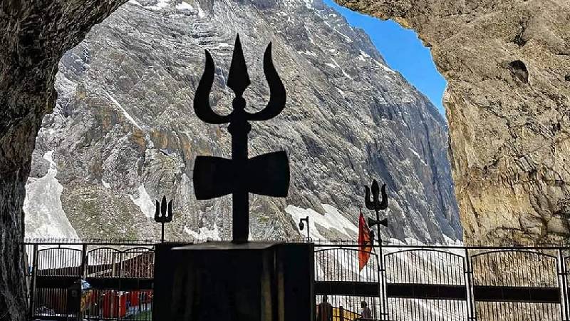 Book Reliable Amarnath Yatra Taxi Packages | Anish Tour & Travels