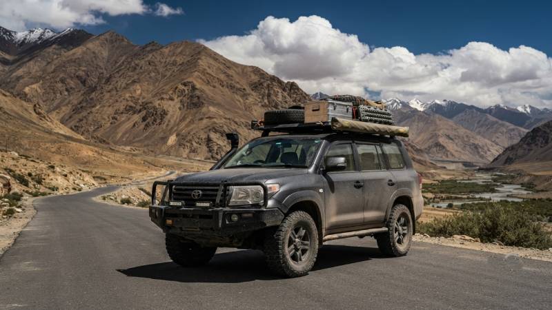 Leh Ladakh Road Trip by Taxi Car | An Unforgettable Himalayan Adventure with Friends